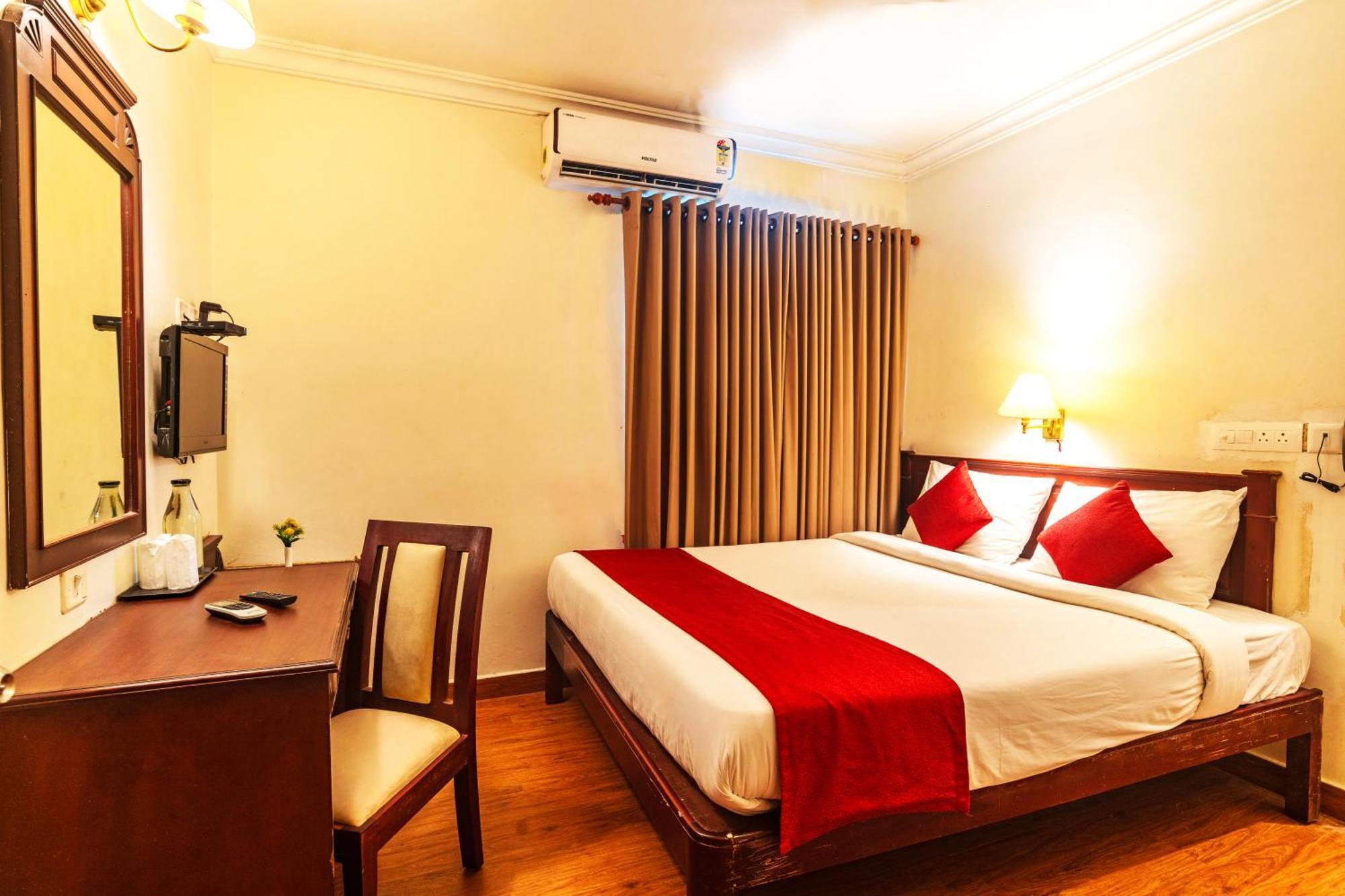 Hotel Archana Inn Kochi Esterno foto