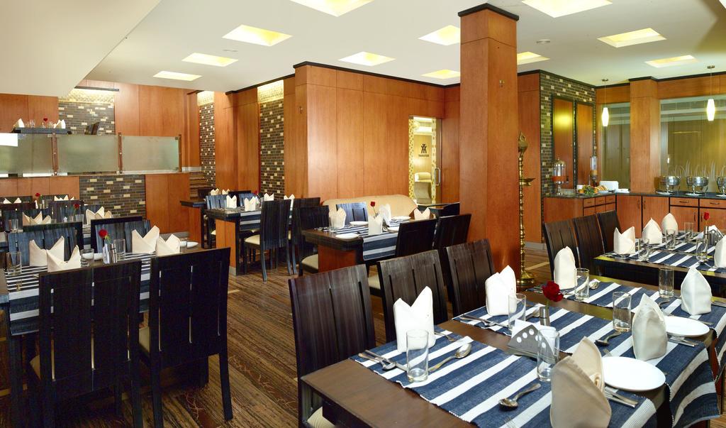 Hotel Archana Inn Kochi Esterno foto