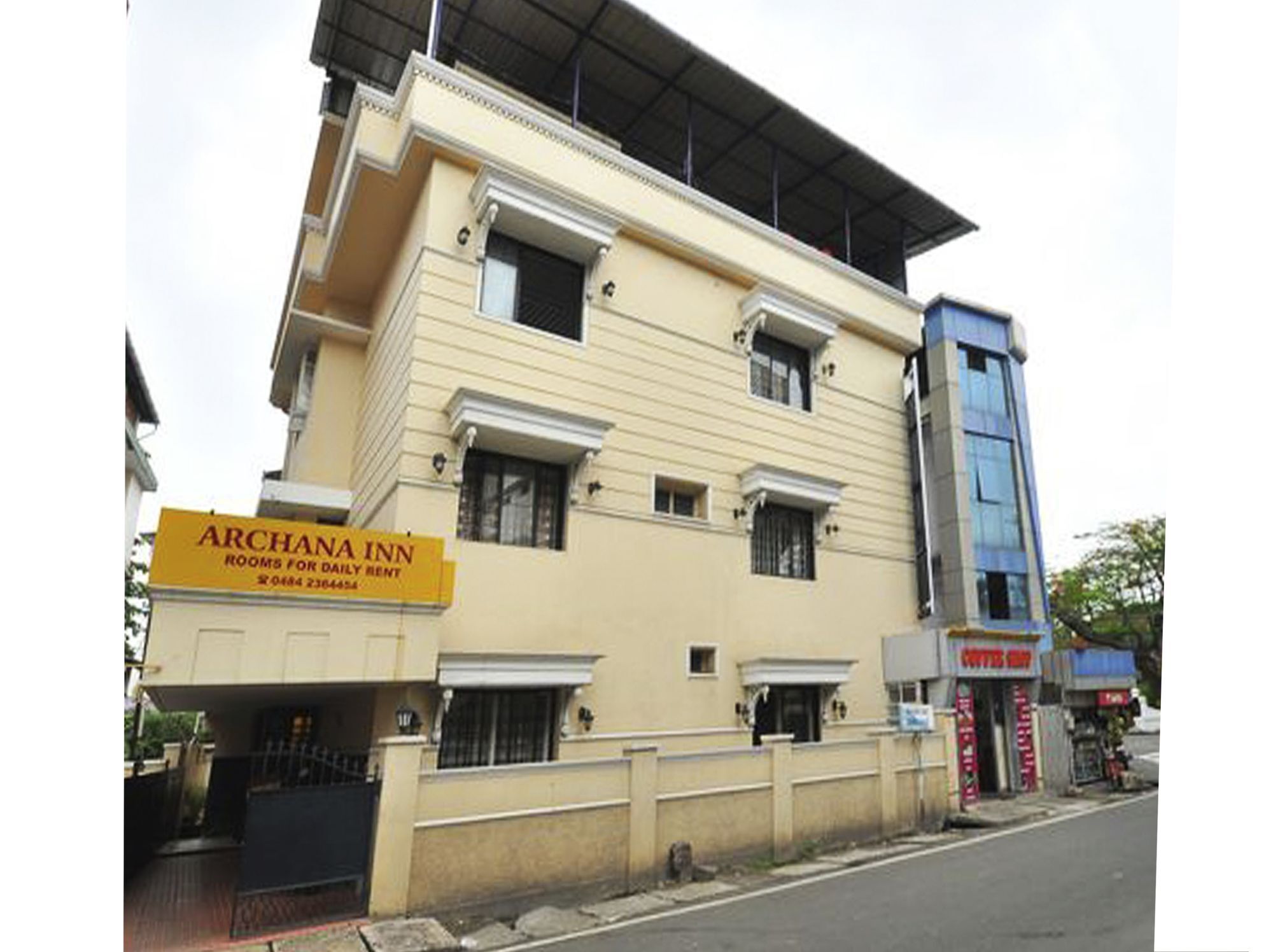 Hotel Archana Inn Kochi Esterno foto