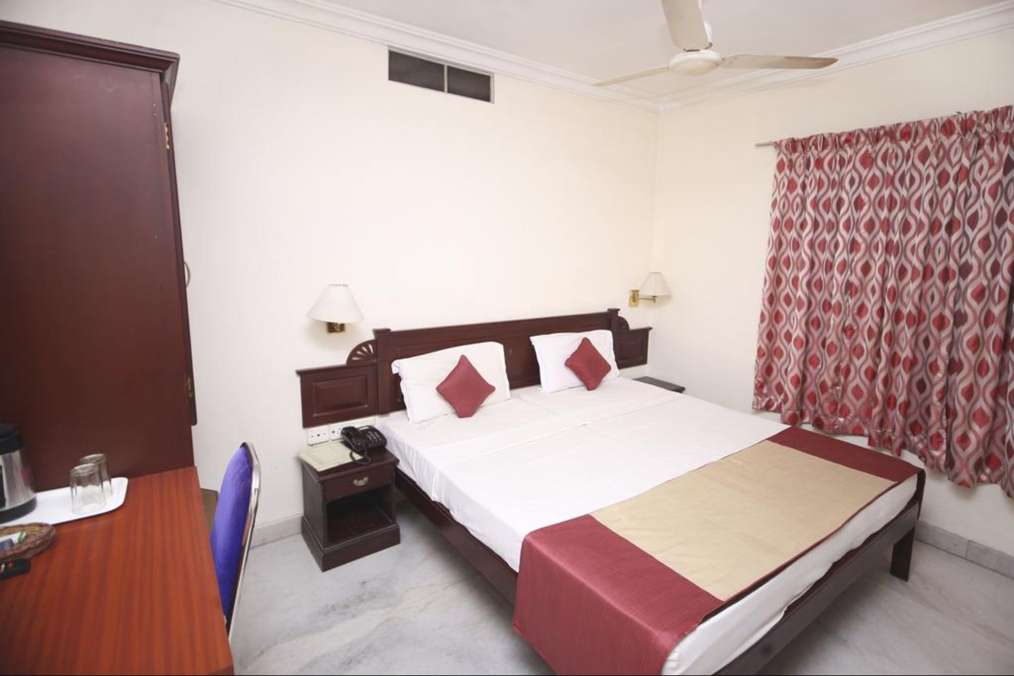 Hotel Archana Inn Kochi Esterno foto